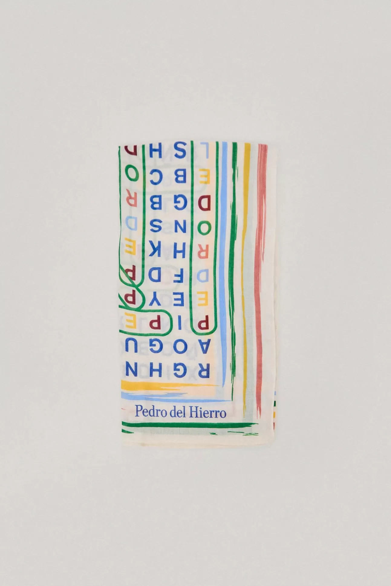 Fulares^Pedro del Hierro Chal Estampado Logotipo Sopa De Letras Varios