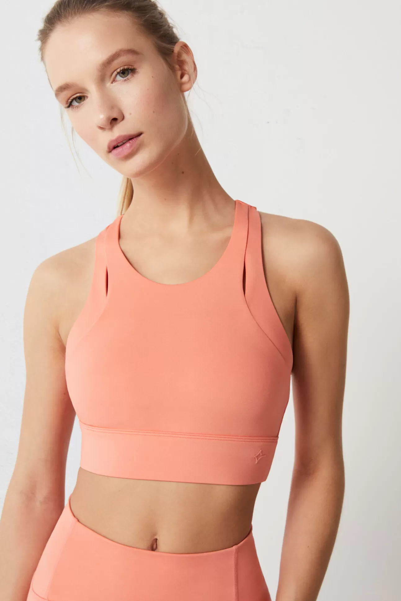 Active Wear^Dash and Stars Sujetador Deportivo Cut Out Coral 4D Stretch Rojo